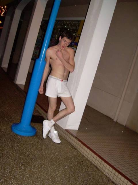 Damien à l'aise.jpg